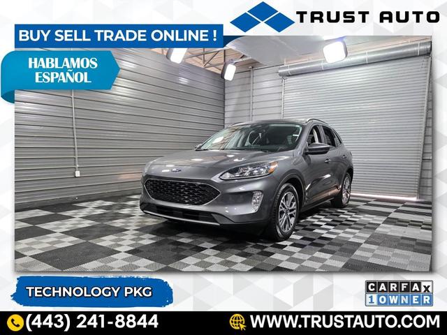Photo of 2021 Carbonized Gray Metallic Ford Escape