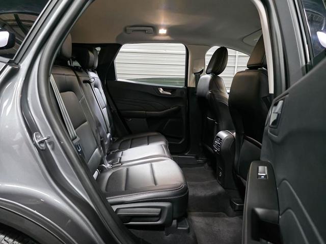 Photo of 2021 Carbonized Gray Metallic Ford Escape