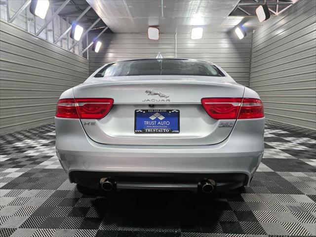 Photo of 2018 Indus Silver Jaguar XE