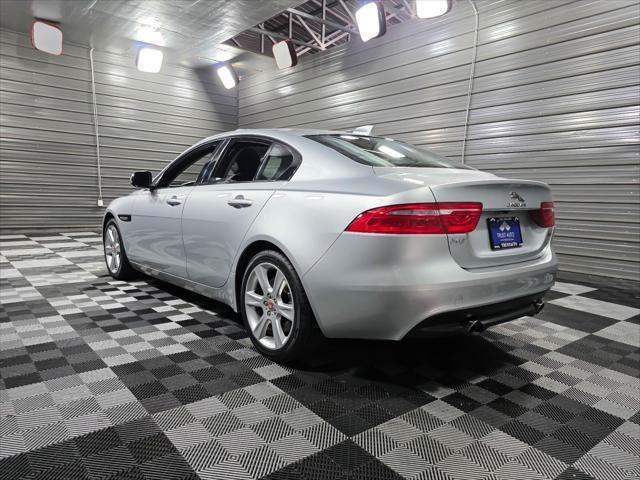Photo of 2018 Indus Silver Jaguar XE