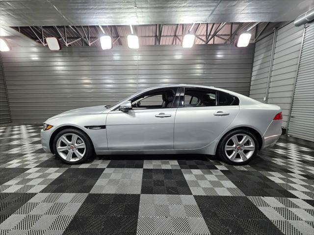 Photo of 2018 Indus Silver Jaguar XE