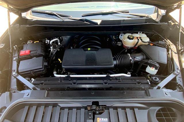 Photo of 2022 Black Chevrolet Silverado 1500