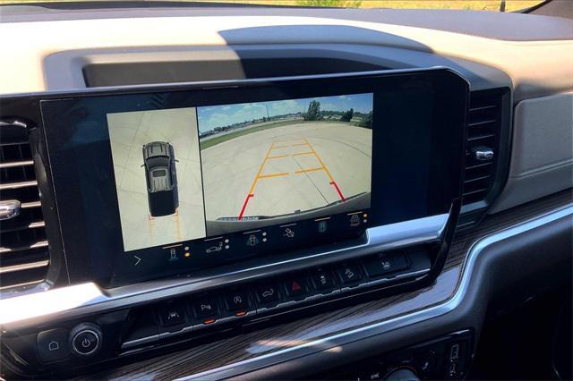 Photo of 2022 Black Chevrolet Silverado 1500