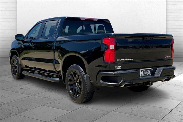 Photo of 2022 Black Chevrolet Silverado 1500