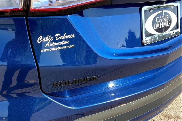 Photo of 2022 Blue Glow Metallic Chevrolet Equinox