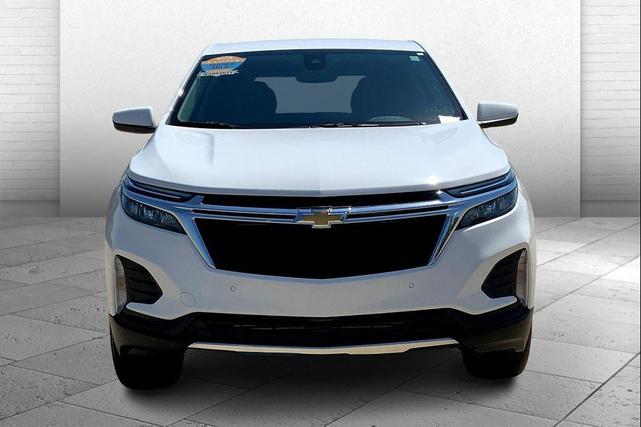 Photo of 2022 Summit White Chevrolet Equinox