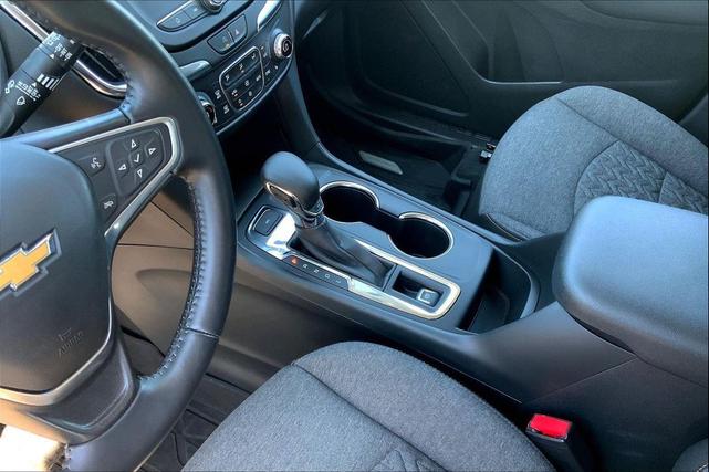 Photo of 2022 Summit White Chevrolet Equinox