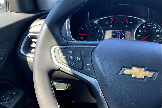 Photo of 2022 Summit White Chevrolet Equinox