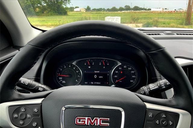 Photo of 2024 Summit White GMC Terrain