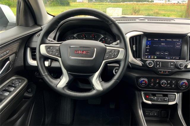 Photo of 2024 Summit White GMC Terrain