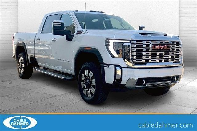 Photo of 2025 Summit White GMC Sierra 2500