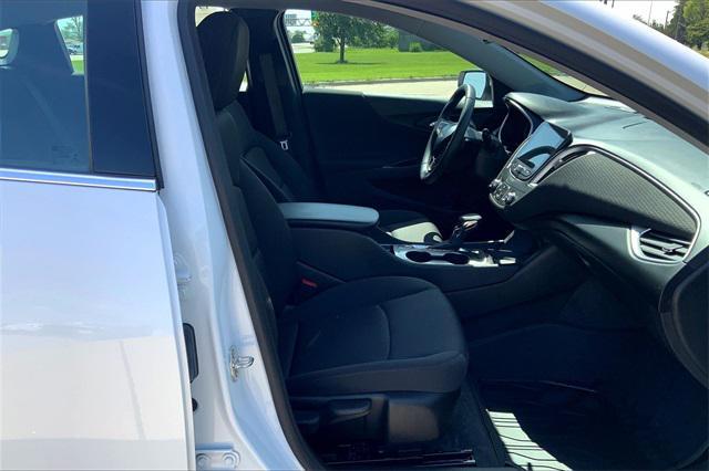 Photo of 2024 Summit White Chevrolet Malibu