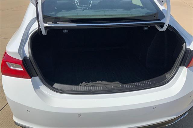Photo of 2024 Summit White Chevrolet Malibu