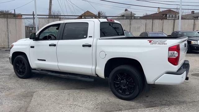 Photo of 2021 Super White Toyota Tundra