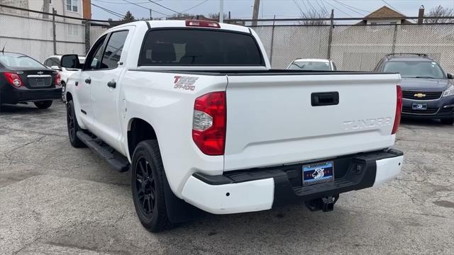 Photo of 2021 Super White Toyota Tundra