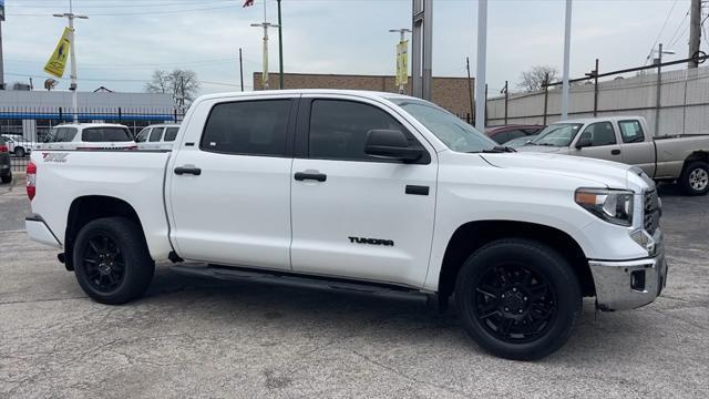 Photo of 2021 Super White Toyota Tundra