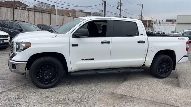 Photo of 2021 Super White Toyota Tundra