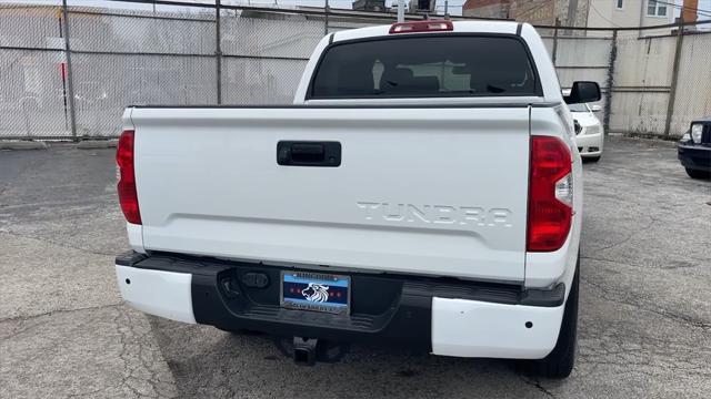 Photo of 2021 Super White Toyota Tundra