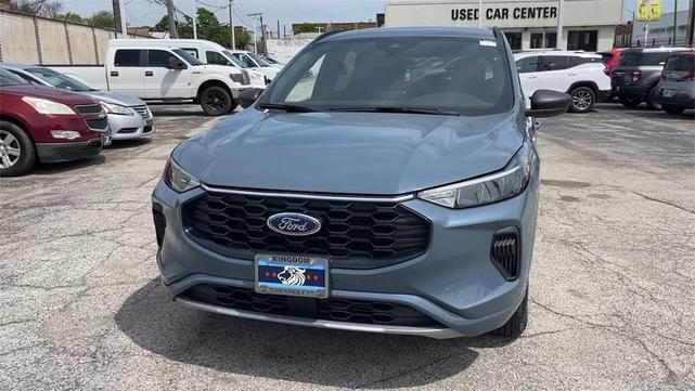 Photo of 2024 Vapor Blue Ford Escape