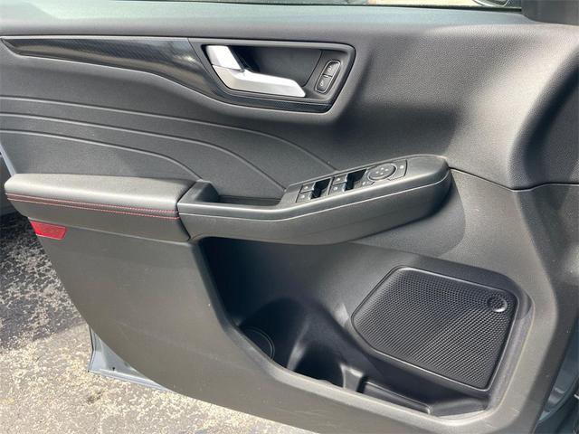 Photo of 2024 Vapor Blue Ford Escape