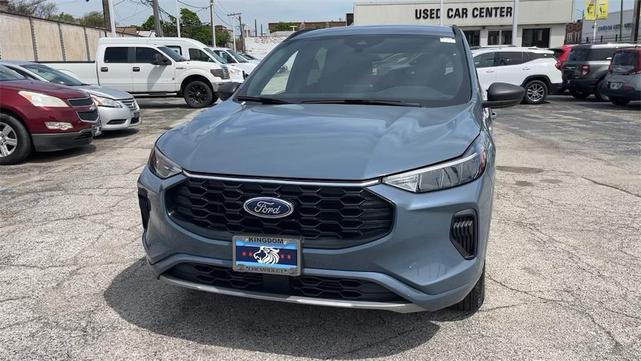 Photo of 2024 Vapor Blue Ford Escape