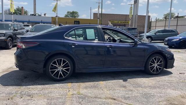 Photo of 2021 Blue Toyota Camry