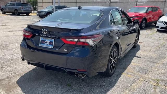 Photo of 2021 Blue Toyota Camry