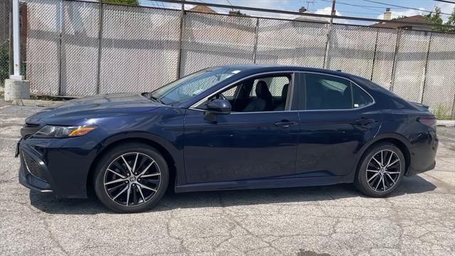 Photo of 2021 Blue Toyota Camry