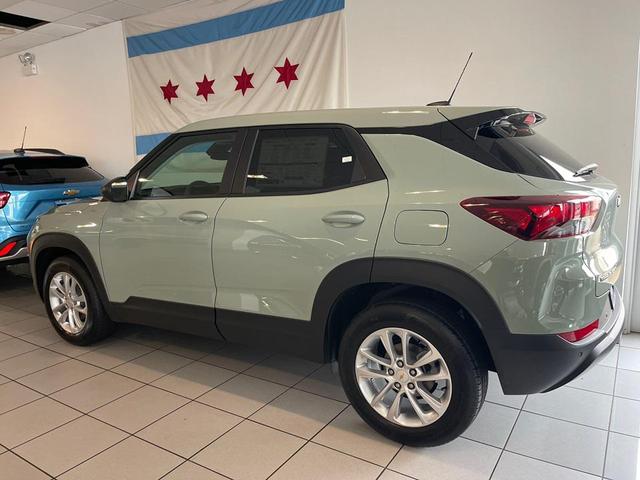 Photo of 2025 Cacti Green Chevrolet Trailblazer