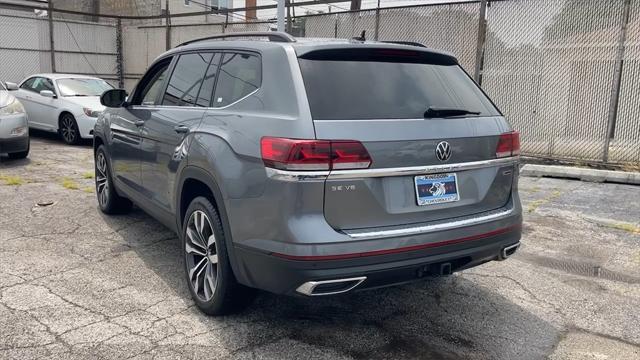 Photo of 2022 Platinum Gray Metallic Volkswagen Atlas