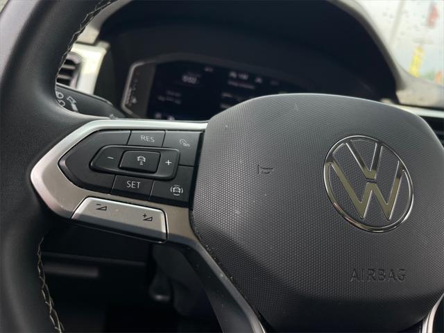 Photo of 2022 Platinum Gray Metallic Volkswagen Atlas