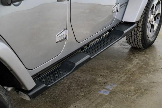 Photo of 2016 Billet Silver Metallic Clearcoat Jeep Wrangler Unlimited