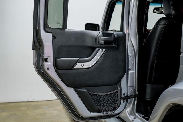Photo of 2016 Billet Silver Metallic Clearcoat Jeep Wrangler Unlimited