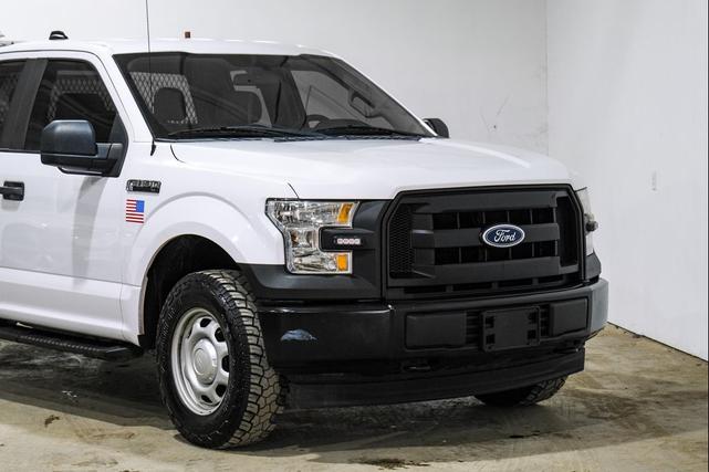 Photo of 2017 Oxford White Ford F-150