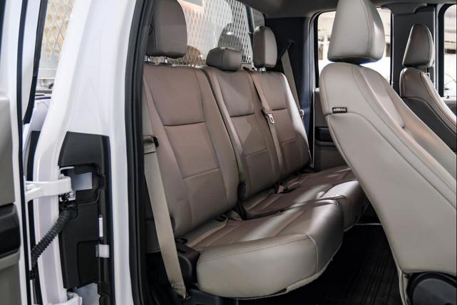 Photo of 2017 Oxford White Ford F-150