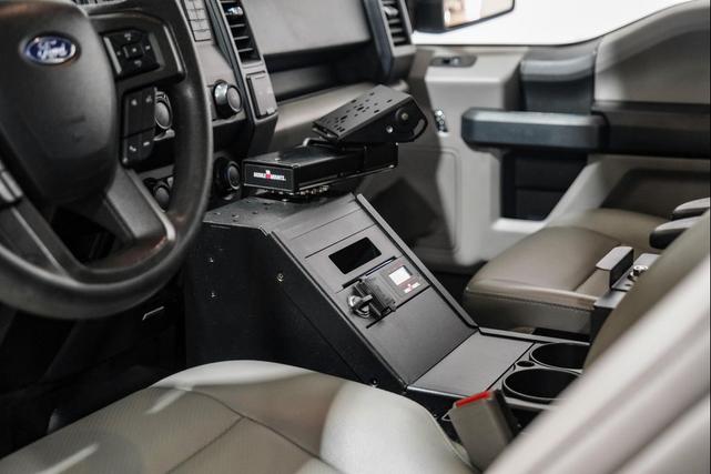 Photo of 2017 Oxford White Ford F-150