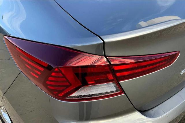 Photo of 2019 Machine Gray Hyundai ELANTRA