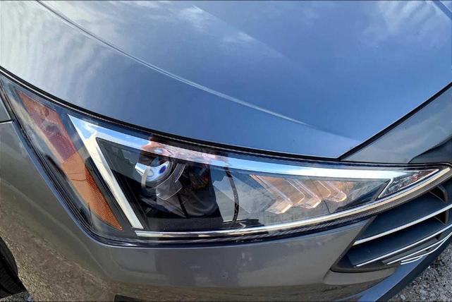 Photo of 2019 Machine Gray Hyundai ELANTRA