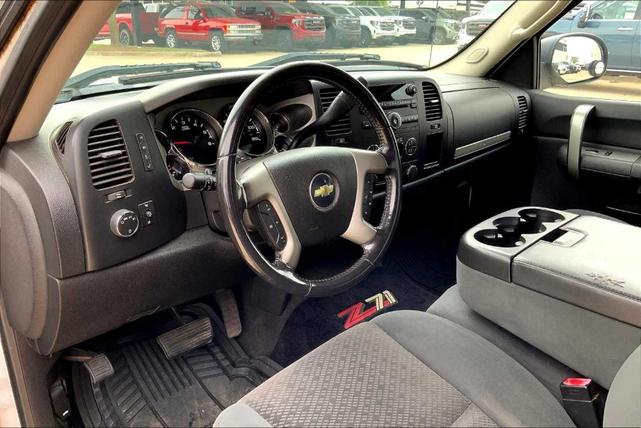 Photo of 2008 Summit White Chevrolet Silverado 1500