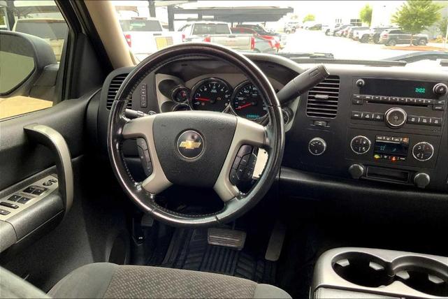 Photo of 2008 Summit White Chevrolet Silverado 1500