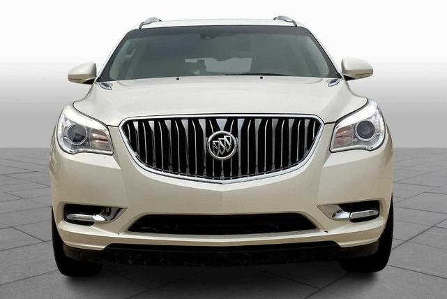 Photo of 2014 White Diamond Tri-Coat Buick Enclave