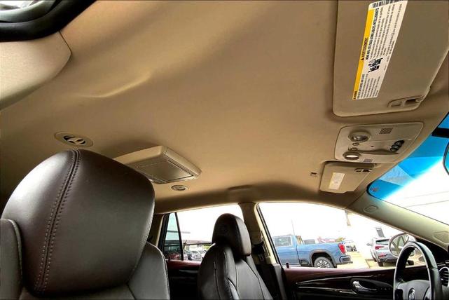 Photo of 2014 White Diamond Tri-Coat Buick Enclave