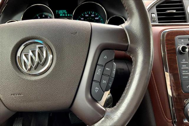 Photo of 2014 White Diamond Tri-Coat Buick Enclave
