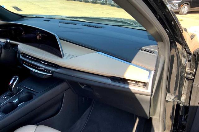 Photo of 2025 Stellar Black Metallic Cadillac XT4