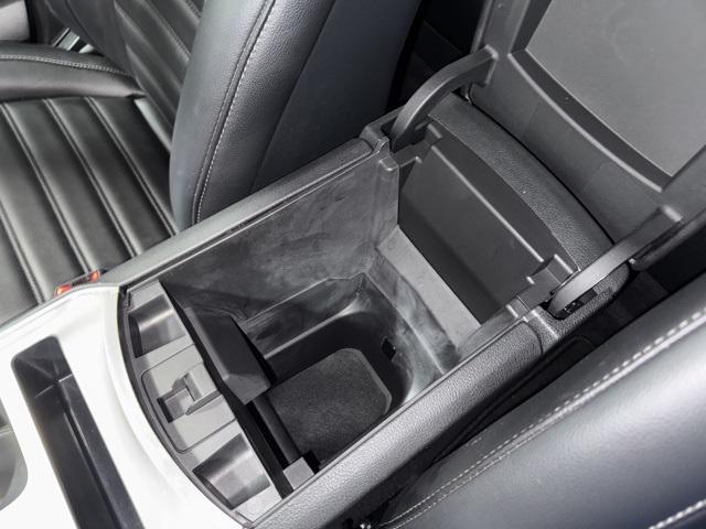 Photo of 2022 Carbonized Gray Metallic Ford Edge