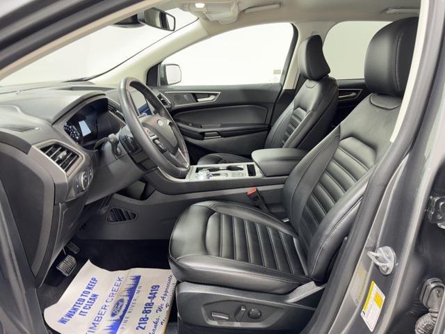 Photo of 2022 Carbonized Gray Metallic Ford Edge