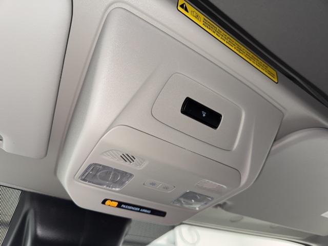 Photo of 2025 Oxford White Ford Transit-350