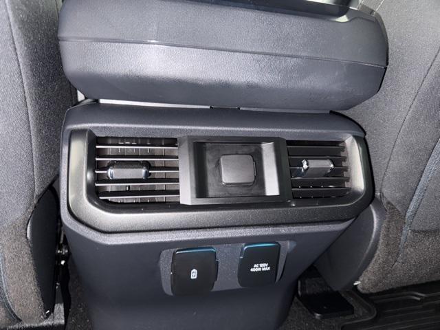 Photo of 2023 Hot Pepper Red Metallic Tinted Clearcoat Ford F-150