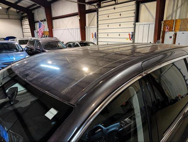 Photo of 2017 Gray Chrysler Pacifica