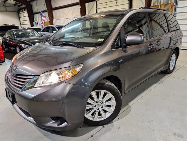 2016 Toyota Sienna